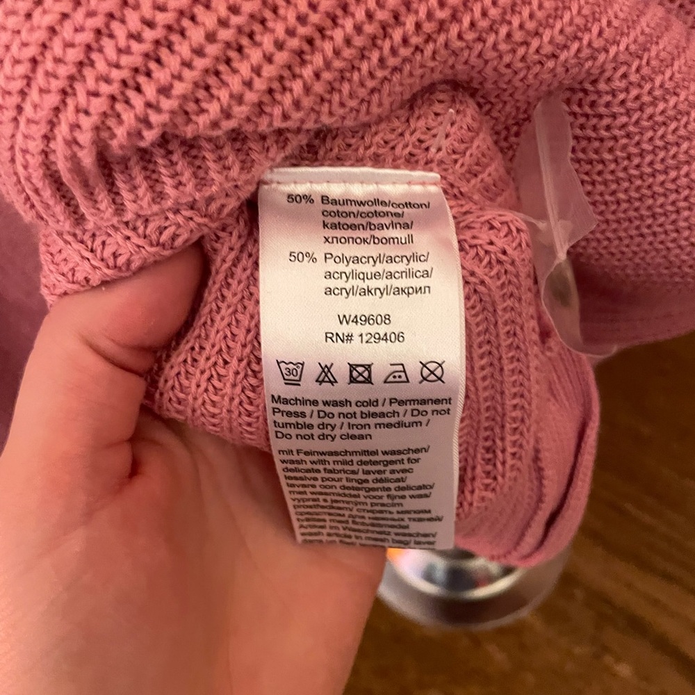 COLLECTION L Women’s Size 4 Mauve Pink Knit Sweater with Button Detail - Picture 5 of 5